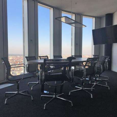 Planung und Einrichtung von Büros Büroetage im 30. Stock