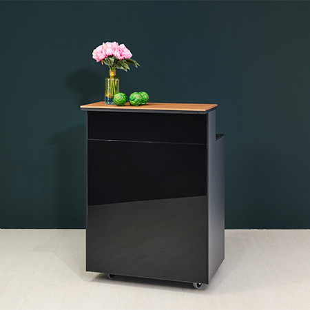 Velare Tresen von Cramer Holzmanufaktur