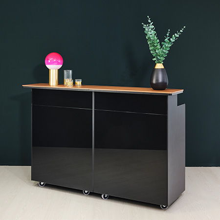 Velare Tresen von Cramer Holzmanufaktur