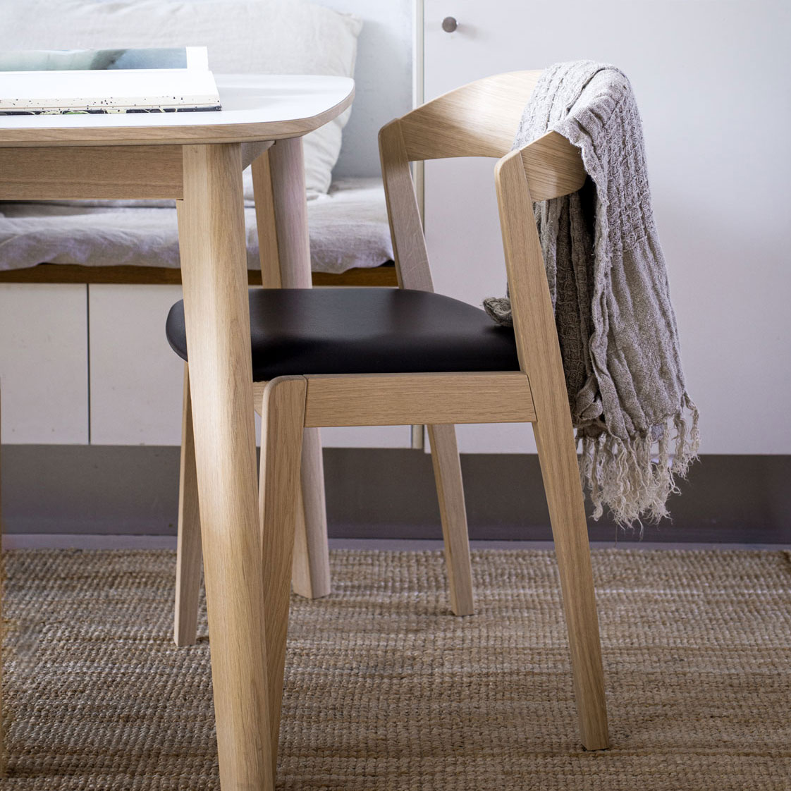 Chair #825 von Skovby
