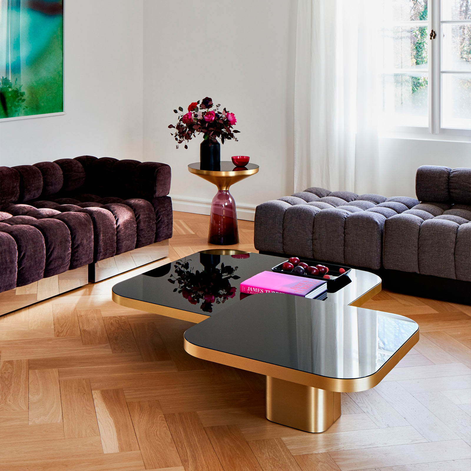 Bow Coffee Table von ClassiCon