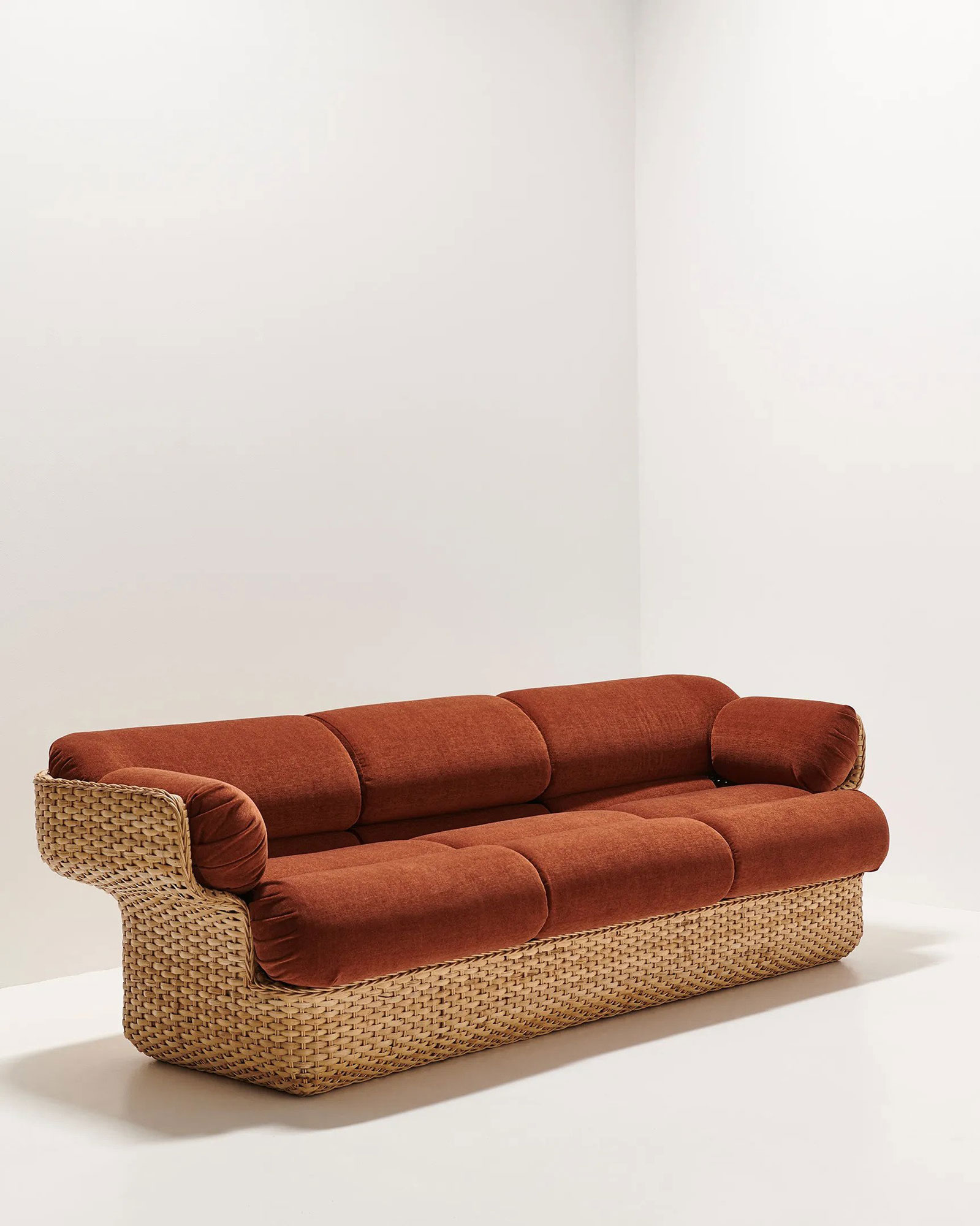 Basket Sofa von Gubi