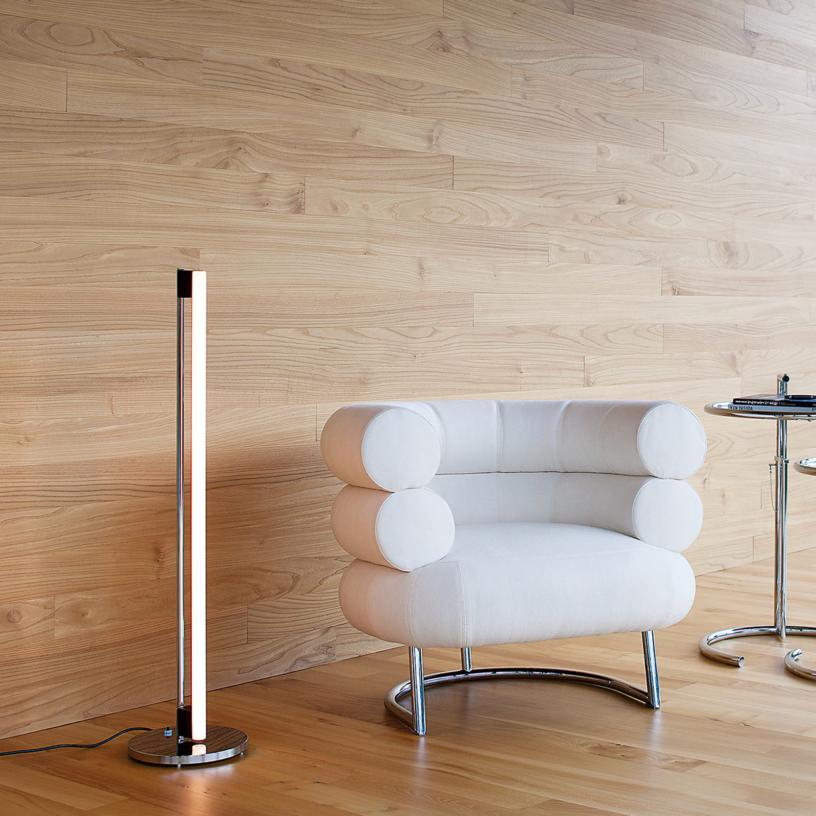 Tube Light Stehleuchte von ClassiCon