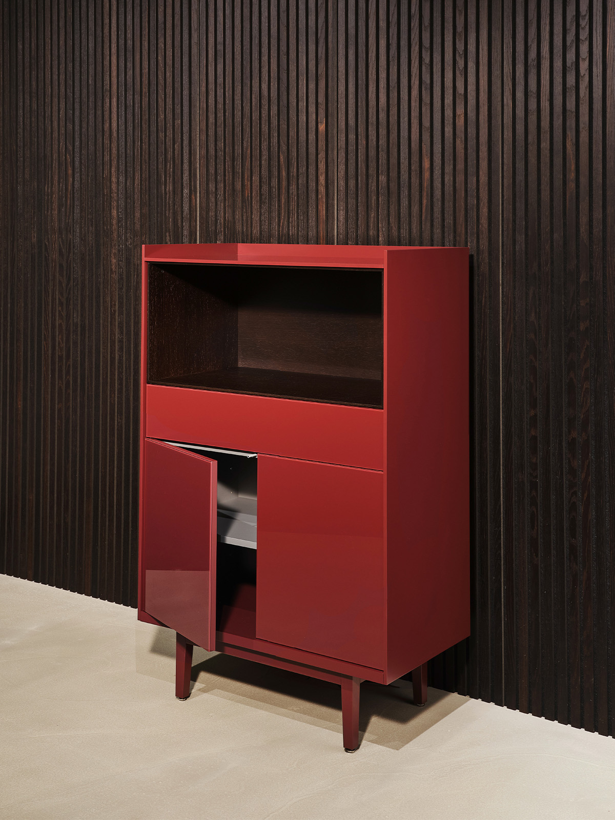 Porticus Highboard von Cramer Holzmanufaktur