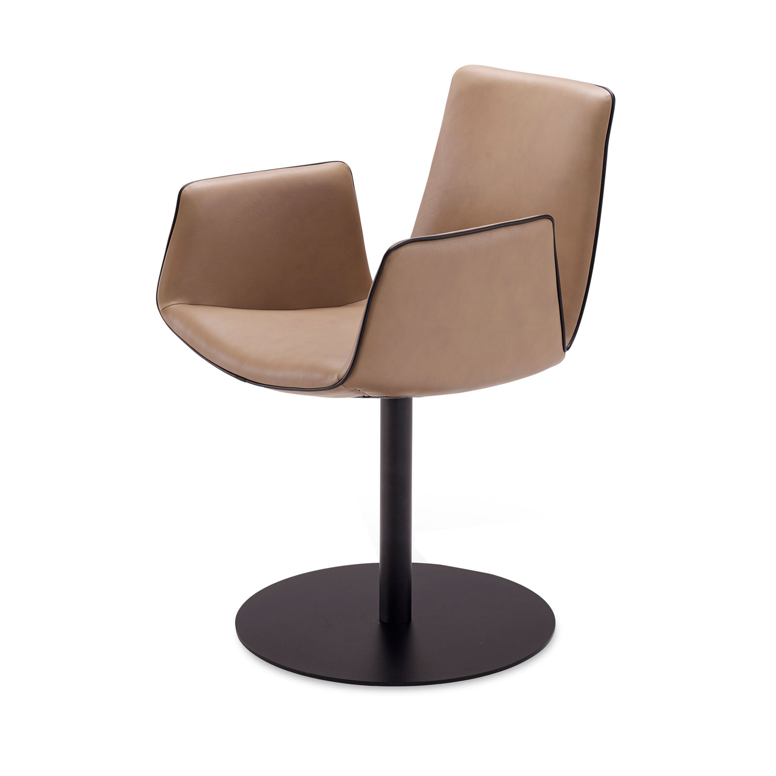 Amelie Armchair High von Freifrau