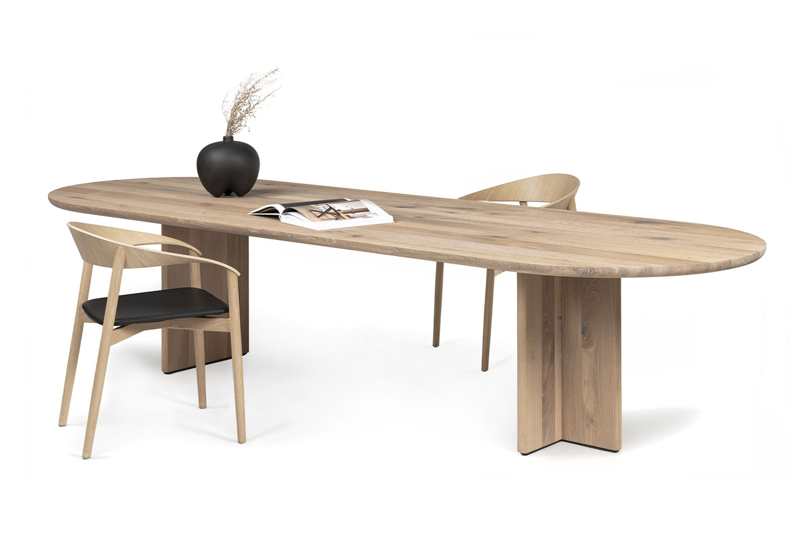 BC 17 T-Rox Esstisch oval von Janua