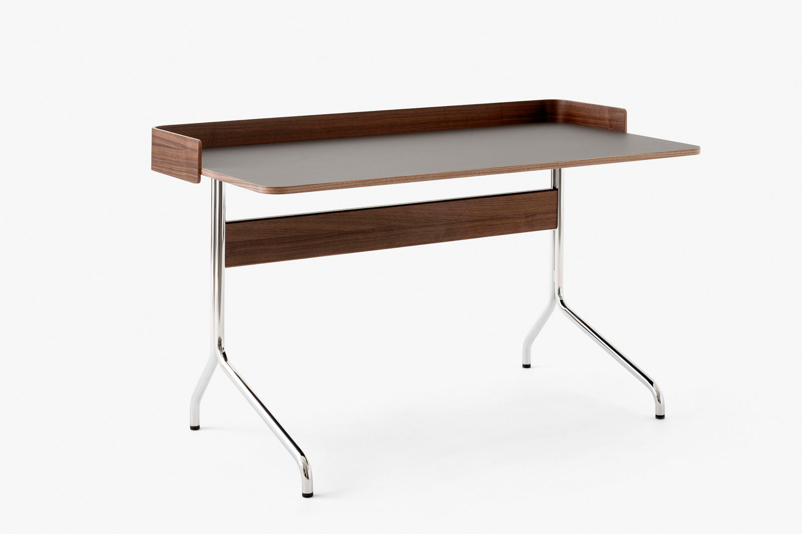 Schreibtisch Pavilion AV17 von &Tradition