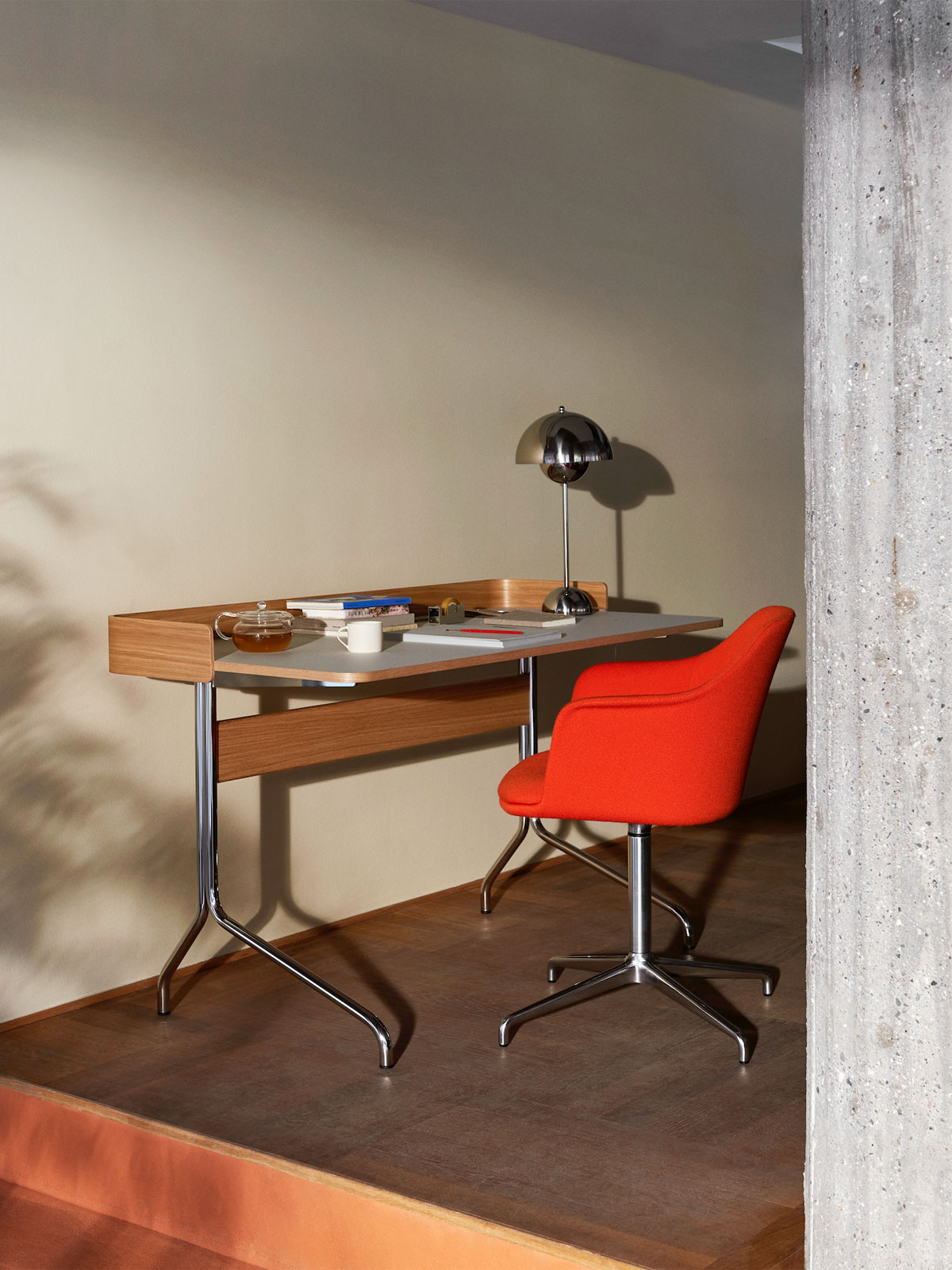 Schreibtisch Pavilion AV17 von &Tradition