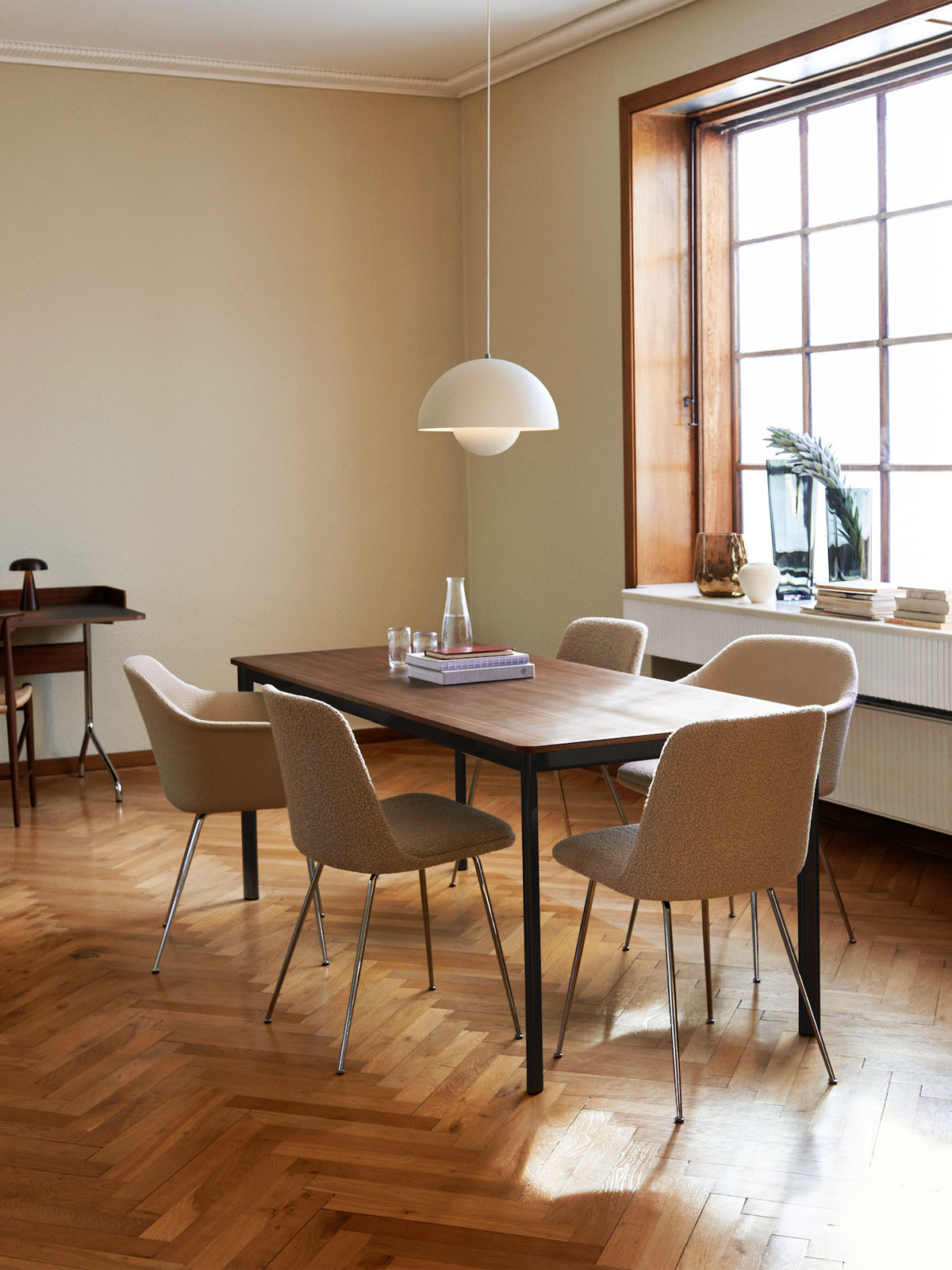 Schreibtisch Pavilion AV17 von &Tradition