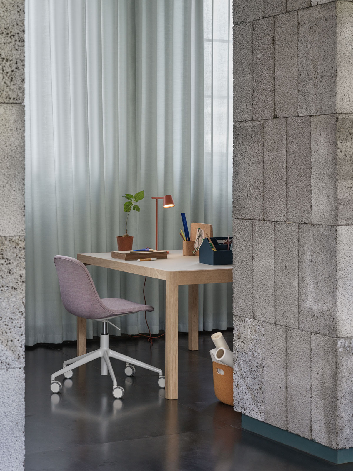 Workshop Table von Muuto