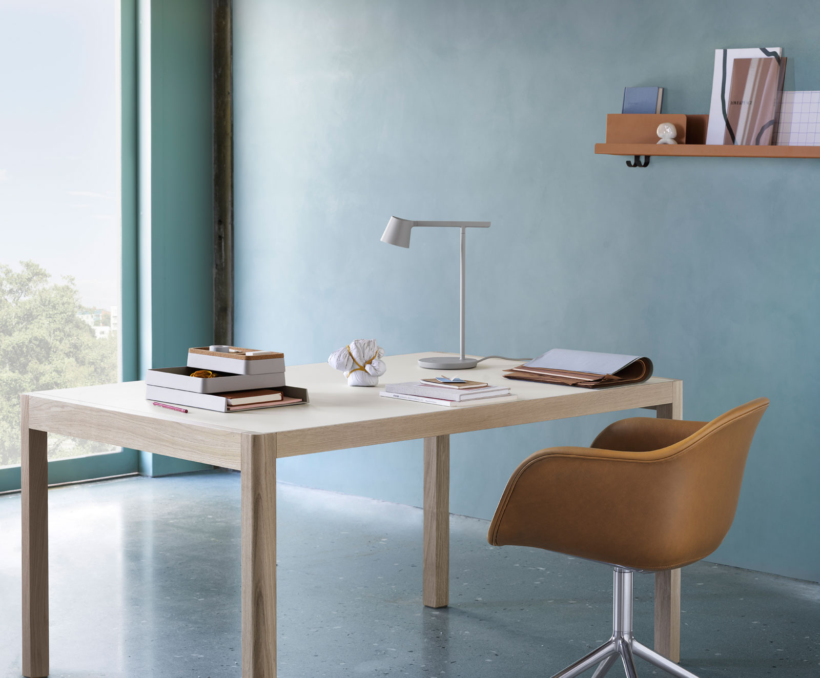 Workshop Table von Muuto