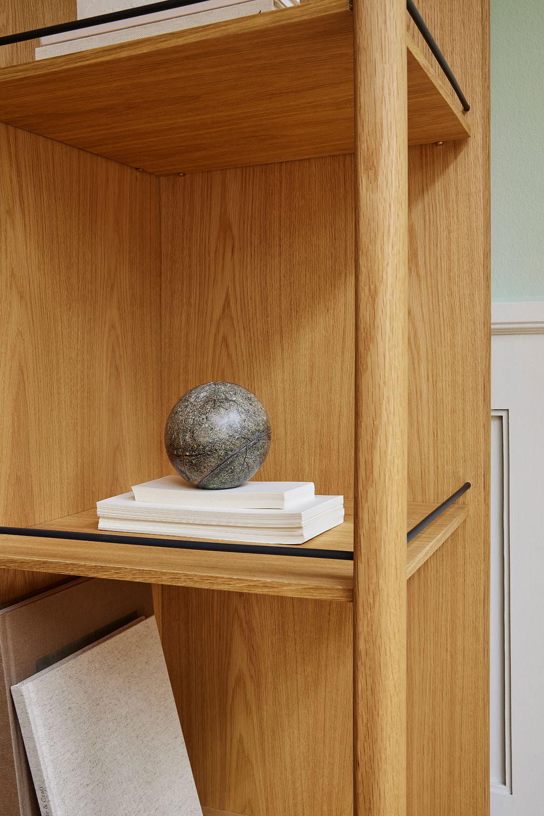 Cabinet #546 von Skovby