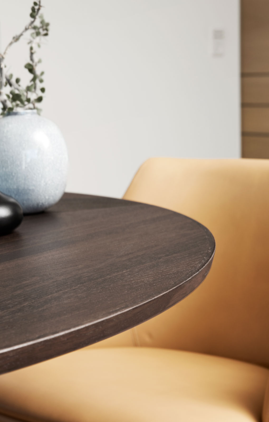 Dining Table #33 von Skovby