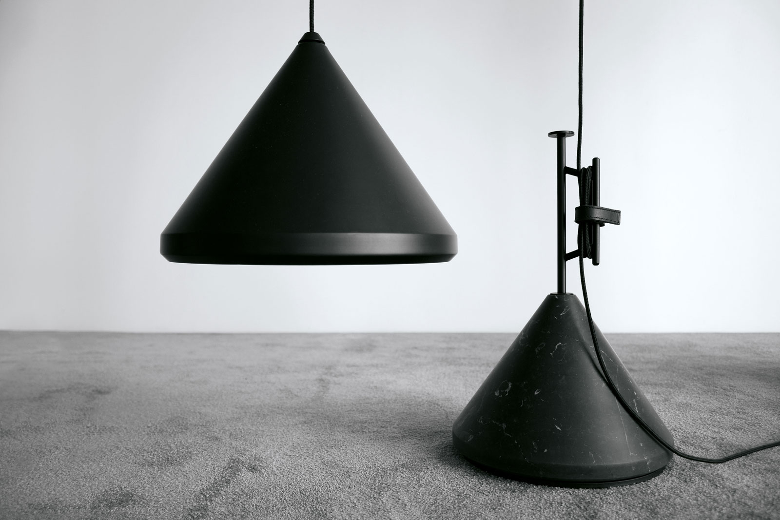 Contrappeso Wand- und Deckenleuchte von Extendo