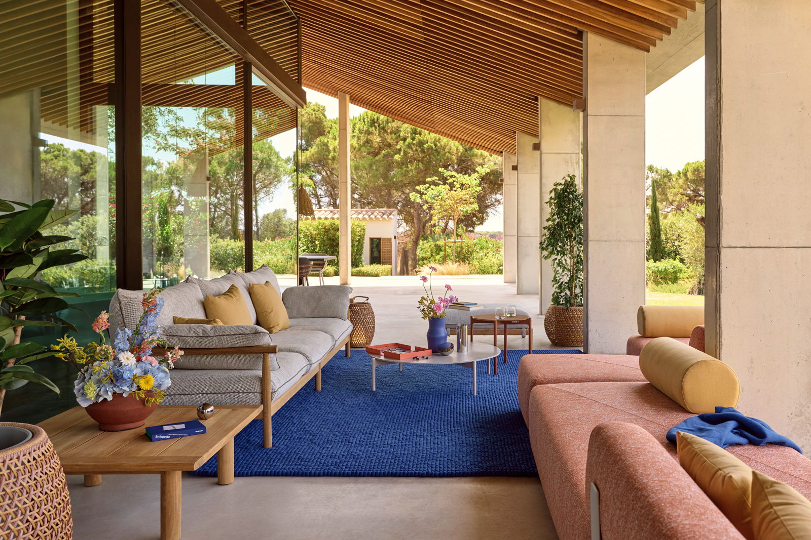 Tibbo Sofa von Dedon