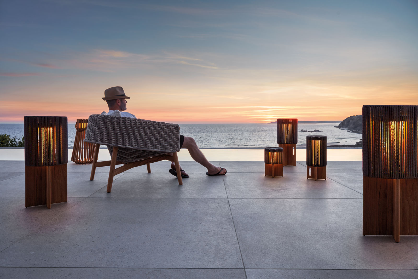 Ambient Compass Latern von Gloster