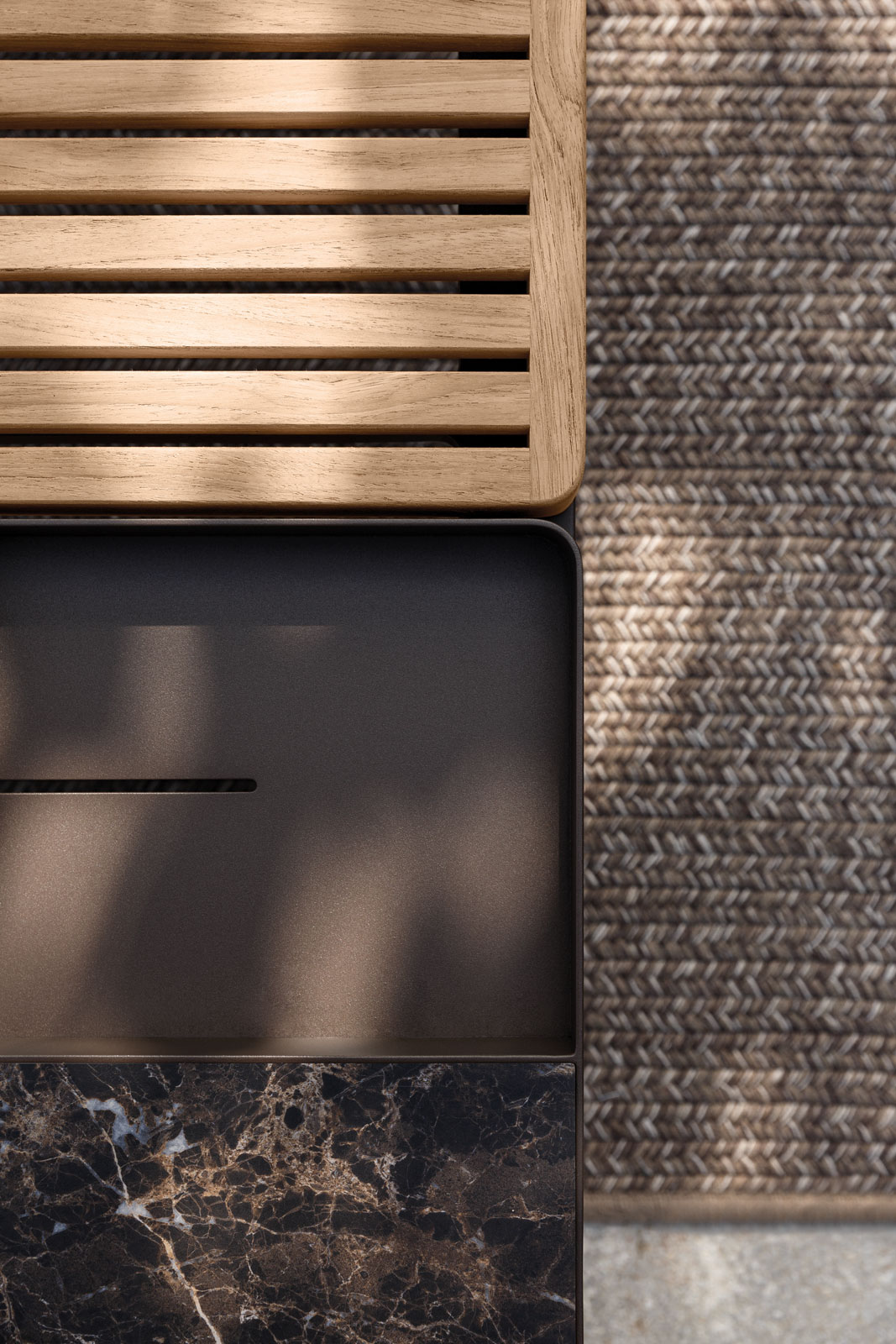 Grid Centre Unit von Gloster