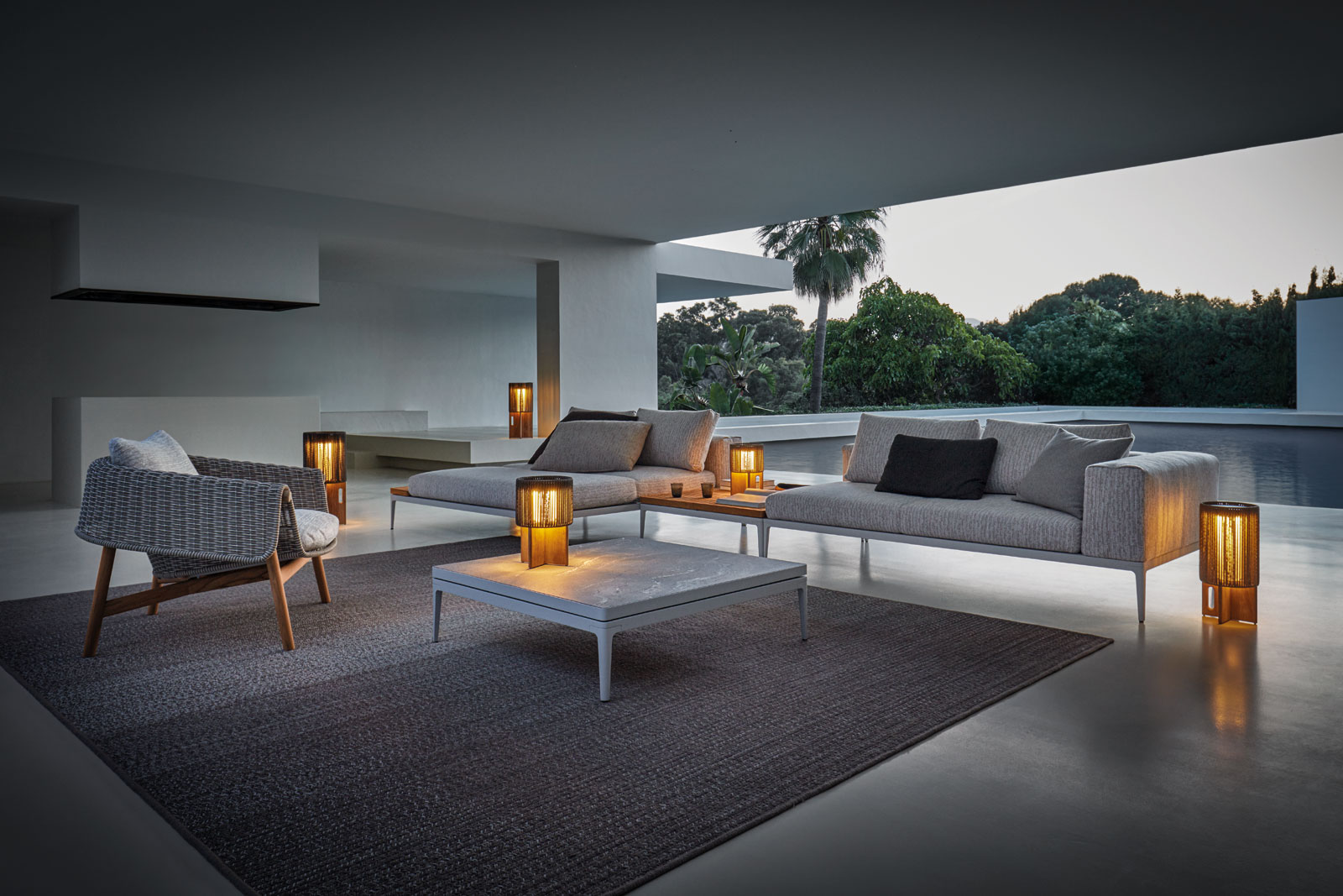 Grid Large Coffee Table von Gloster