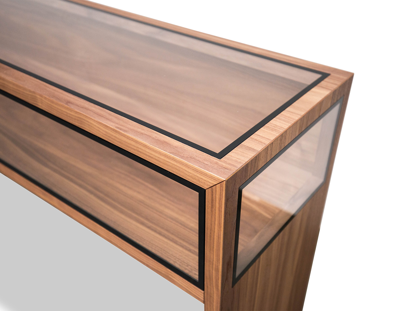 Arcum Konsole mit Verglasung von Cramer Holzmanufaktur