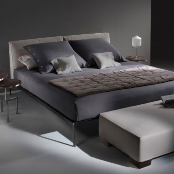 Lifesteel Bett von Flexform