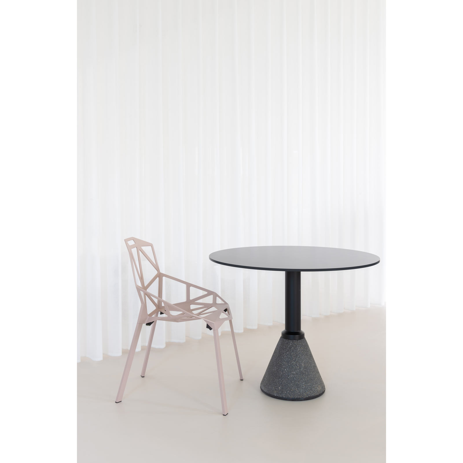 Chair_One von Magis