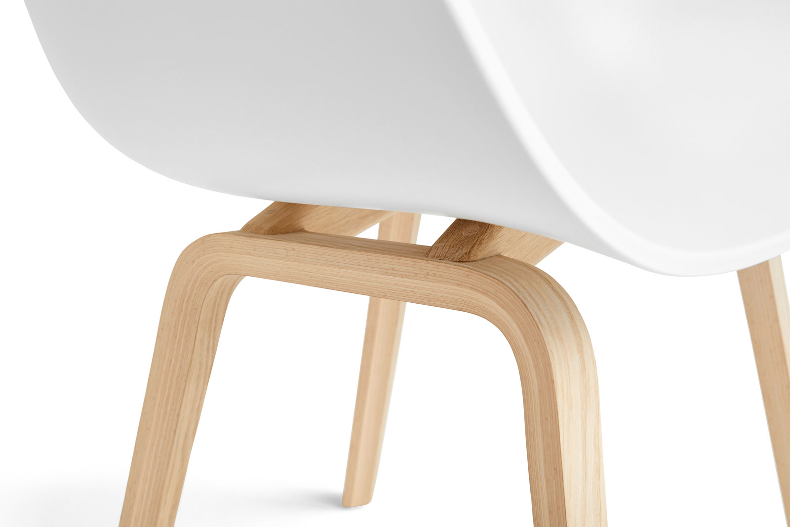 About A Chair AAC 22 von HAY
