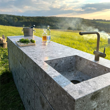 Cubic Outdoor Living Outdoor Kitchen C3