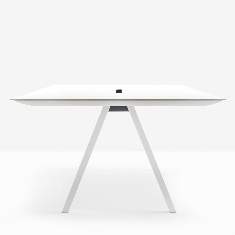 Arki Table Ark CC von Pedrali