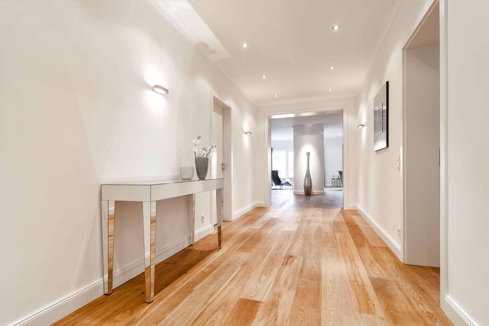 Penthouse an der Alster - Flur: Konsole Luxor von Porada