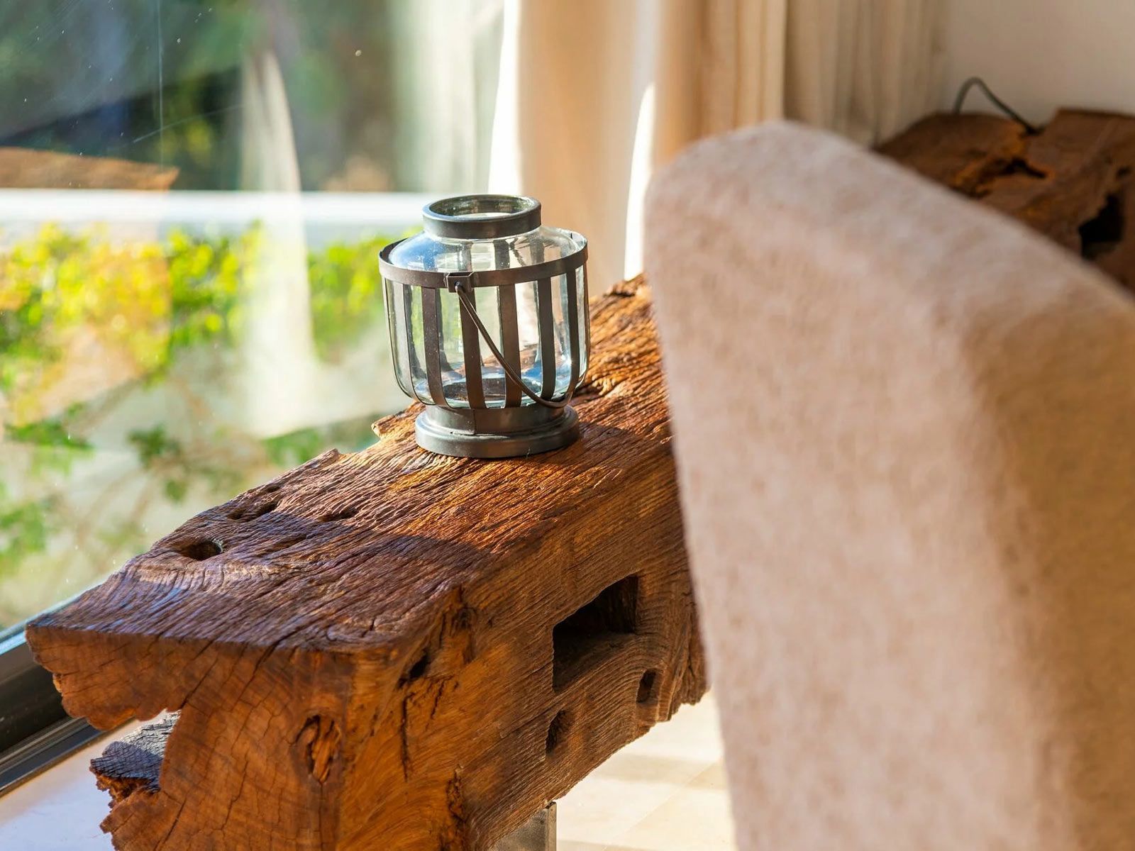 Villa Senses in Marbella - Auch in der Deko spielt Natürlichkeit eine Rolle.