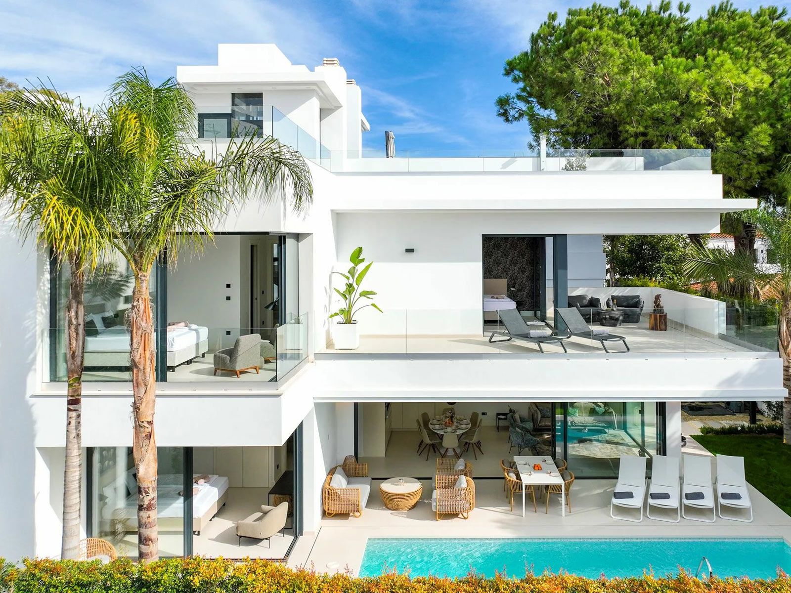 Villa Bohme in Marbella - Outdoor-Paradies auf mehreren Ebenen: In der Villa Bohme verschmelzen Innen und Außen.