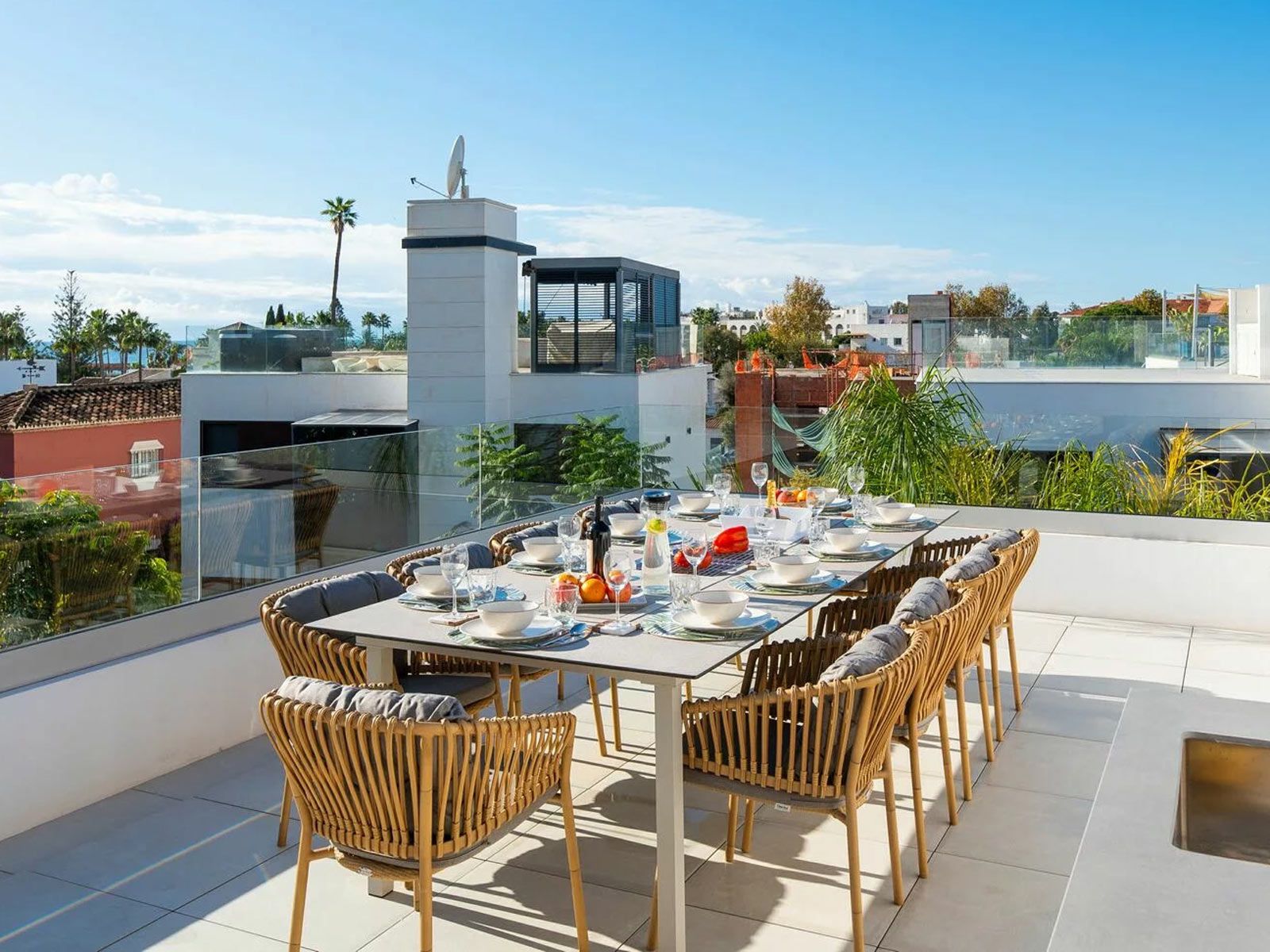 Villa Bohme in Marbella - Auf der Dachterrasse können Sie den Tag auf den 
