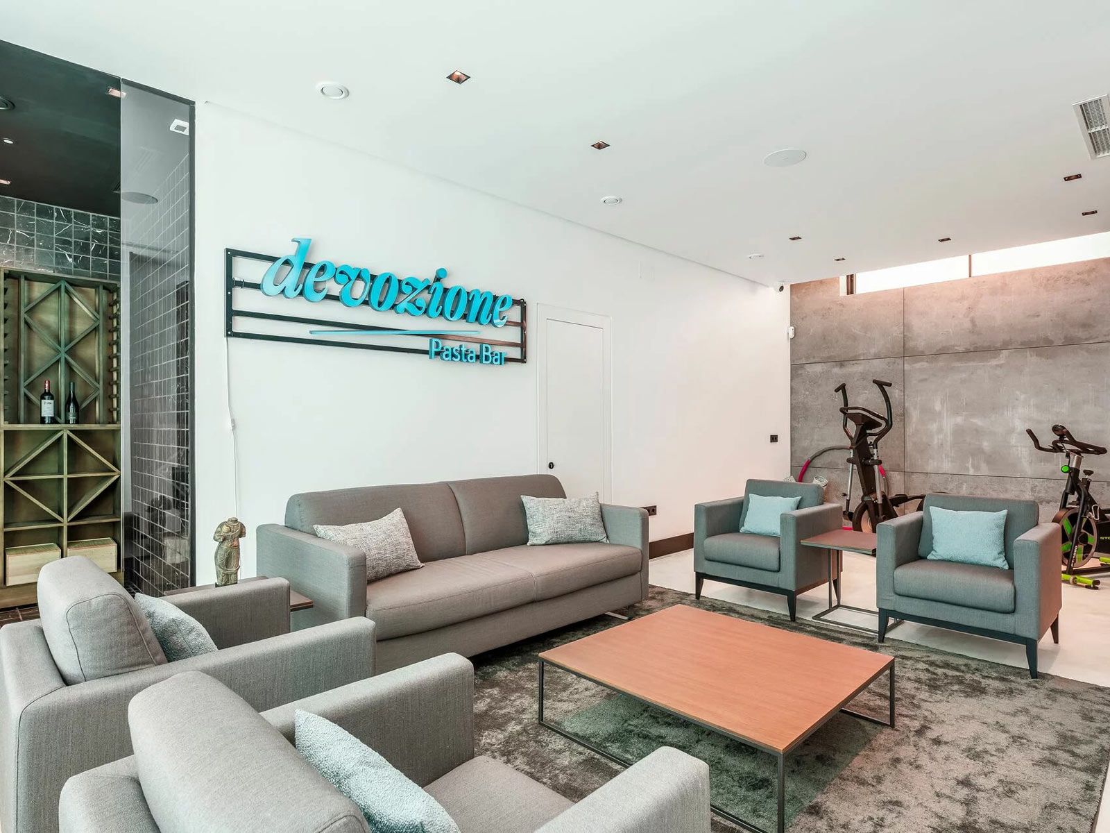 Villa Elements in Marbella - Das Schlasfofa 
