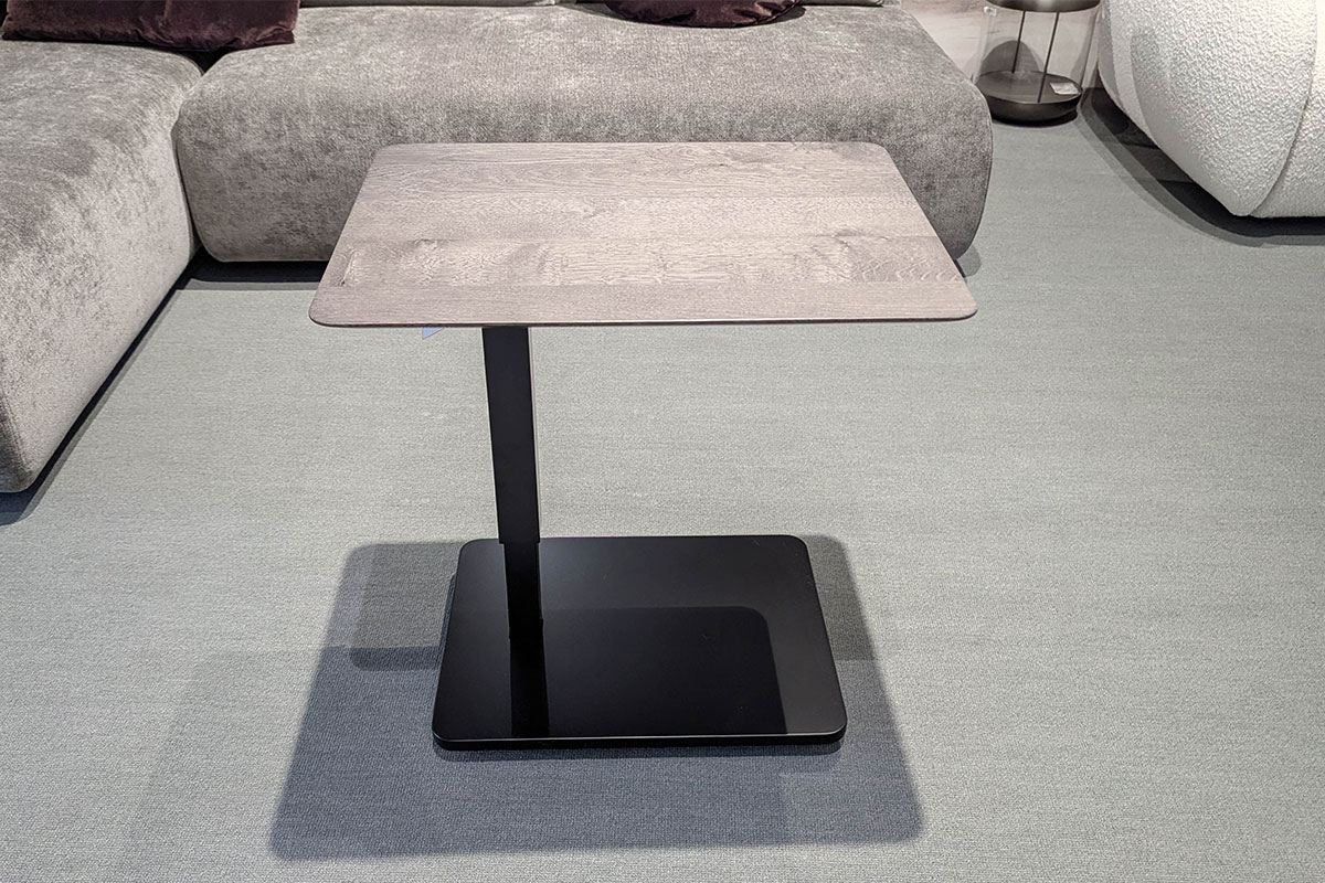 Beistelltisch Fenton von Bacher