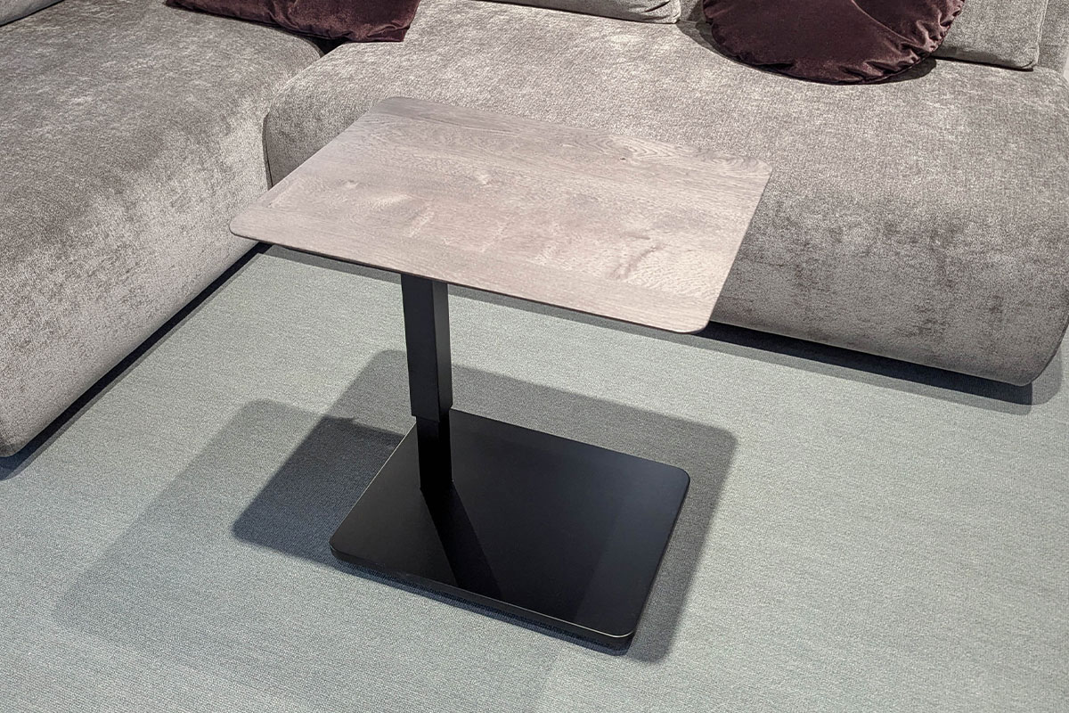 Beistelltisch Fenton von Bacher