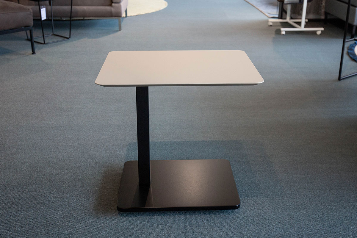 Beistelltisch Fenton von Bacher