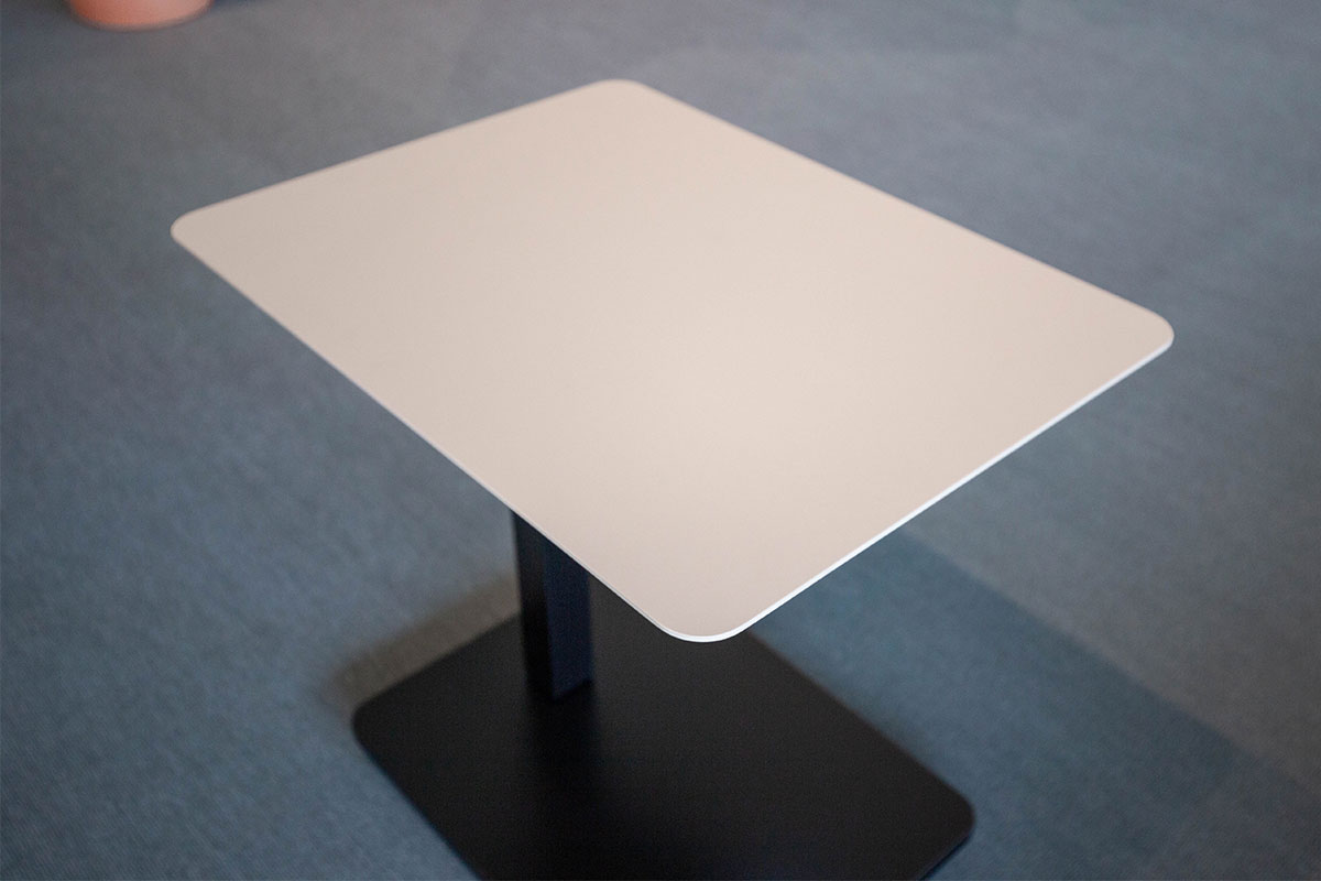 Beistelltisch Fenton von Bacher