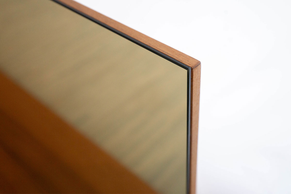 Spiegel mit Konsole von Cramer Holzmanufaktur