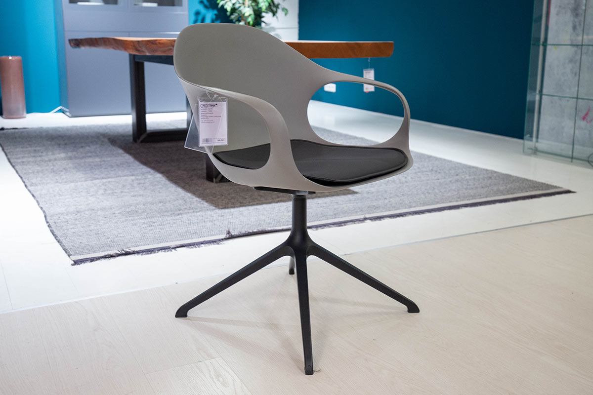 Stuhlgruppe Elephant von Kristalia