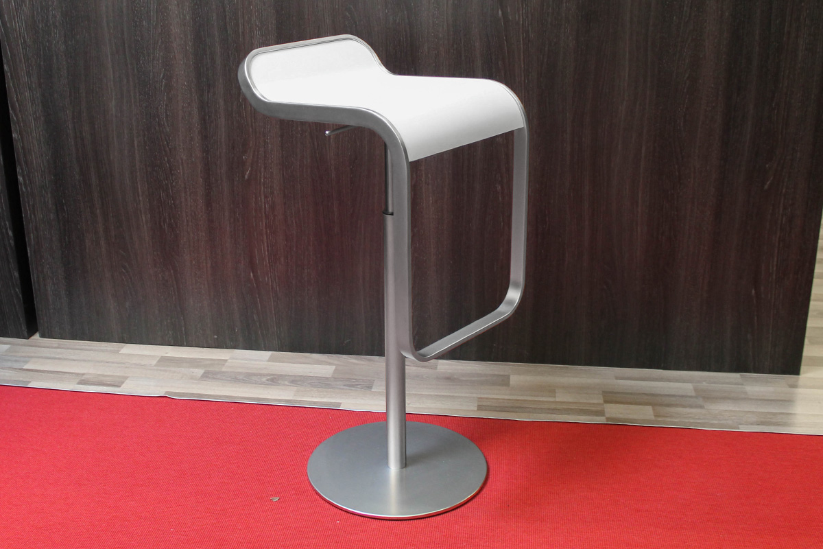 Barhocker Lem von Lapalma für 515 € Barhocker Lem von Lapalma für 515 €