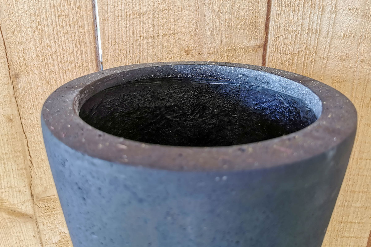 3er-Gruppe Pflanzengefäß Polystone Wall Cone (wandhängend) von Fleur Ami