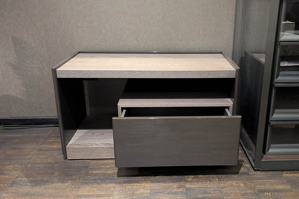 Nachtkommode 5050 von Molteni