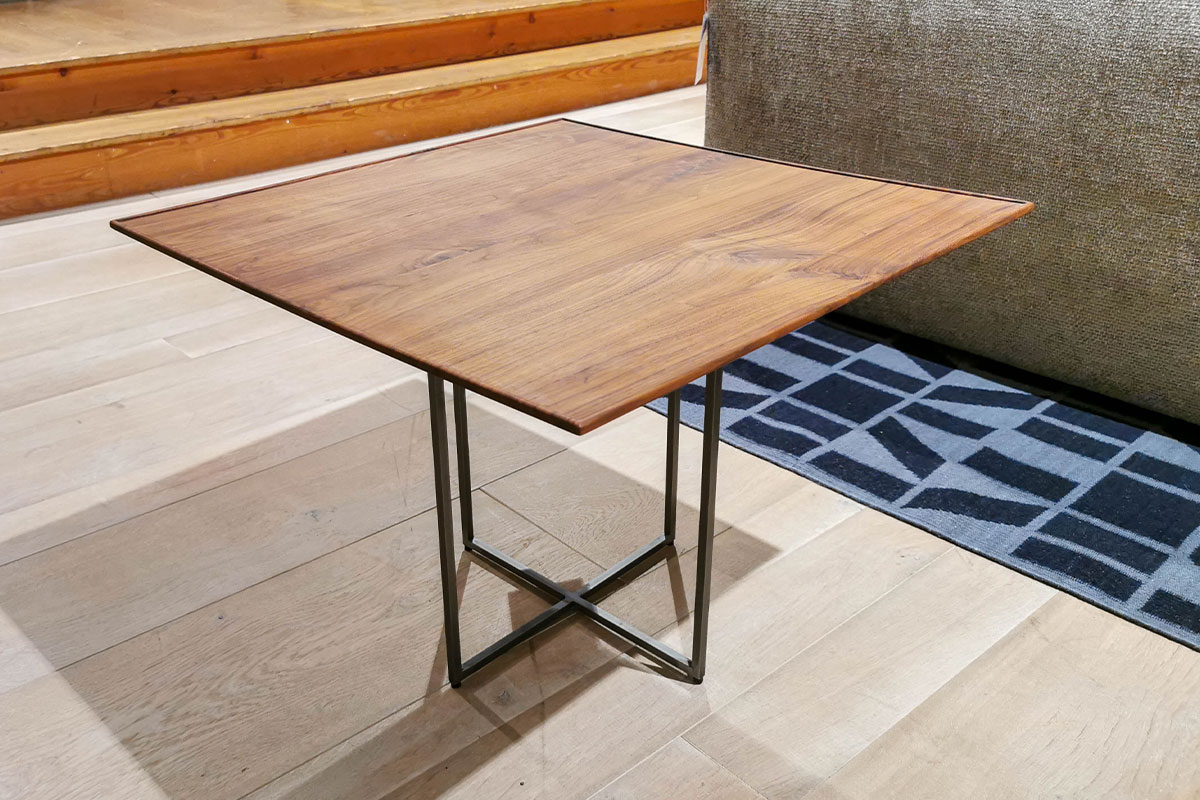 Beistelltisch Nussbaum rechteckig von Scholtissek