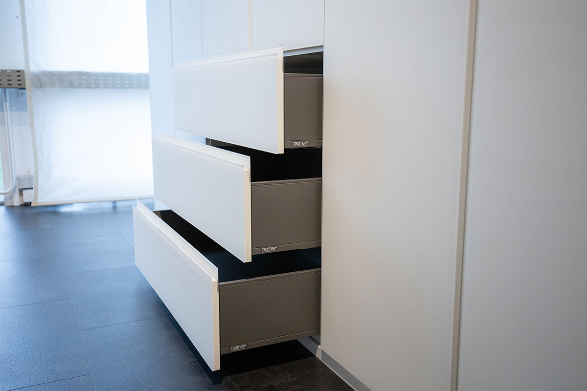 Kleiderschrank Refugium B 300 cm von Cramer Holzmanufaktur