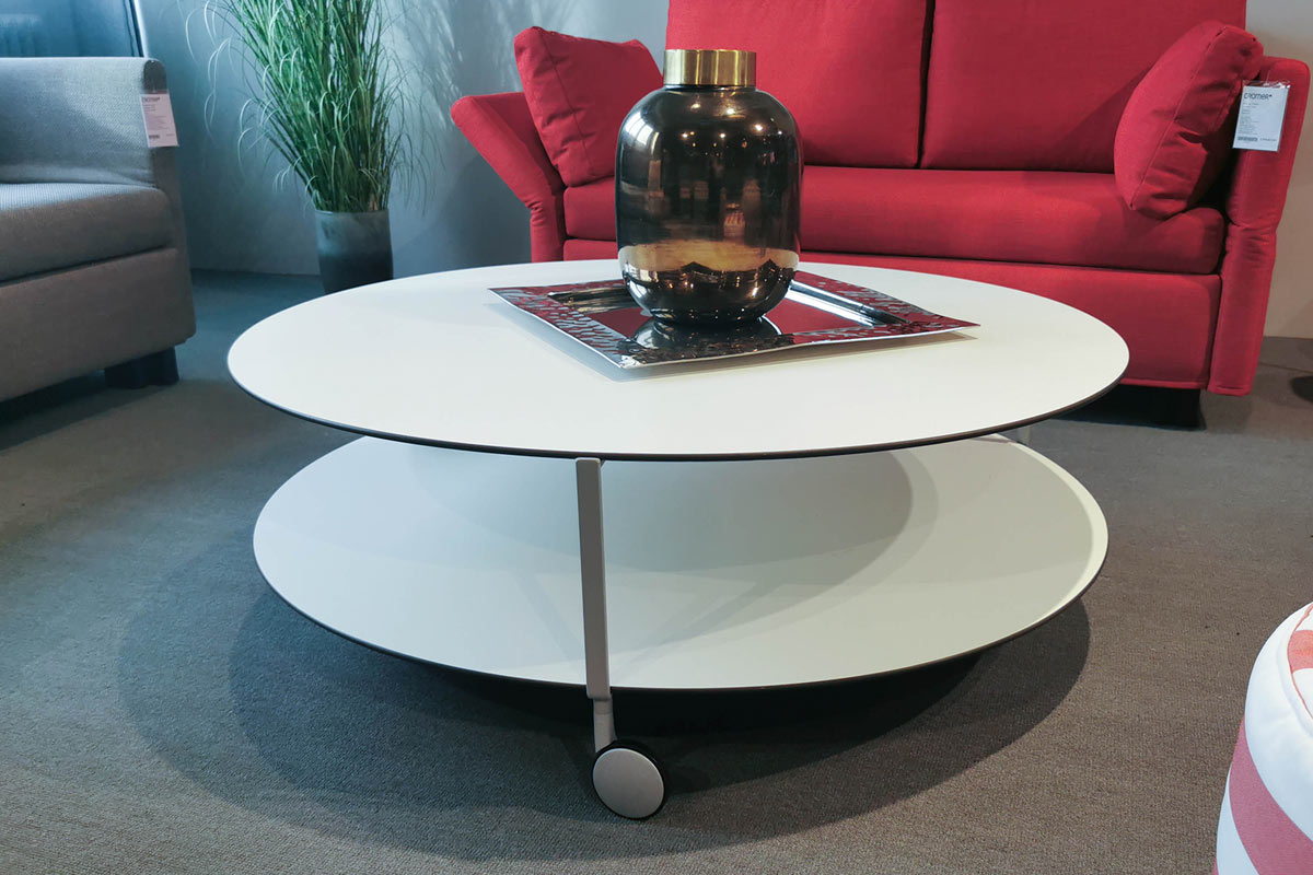 Couchtisch Giro von Zanotta im Sale