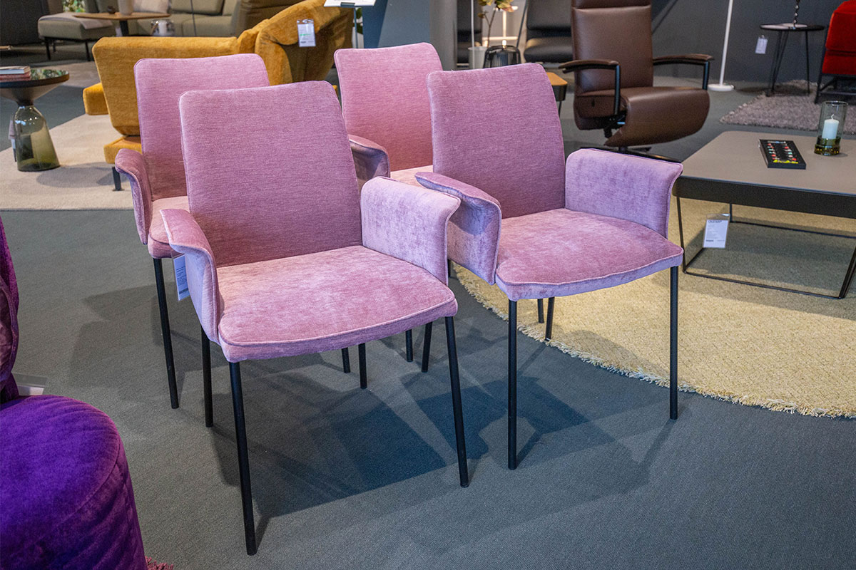 Stuhlgruppe Jaro-200 von Christine Kr�ncke