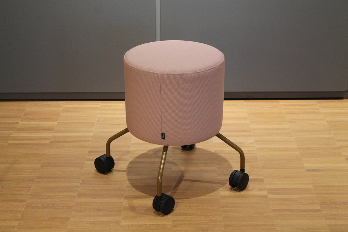 Hocker mit Rollen Drop von COR