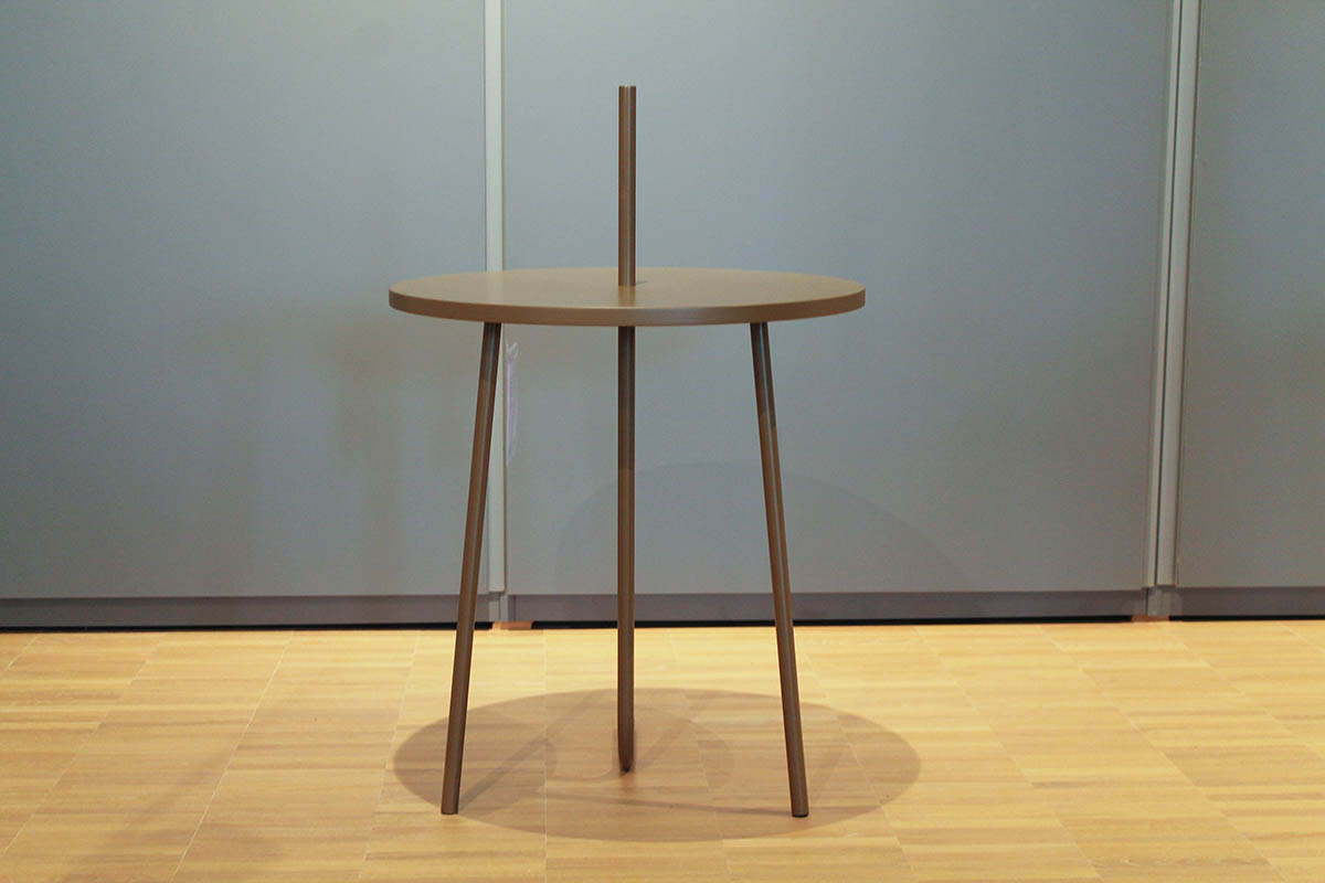 Beistelltisch Bond in Khaki von COR