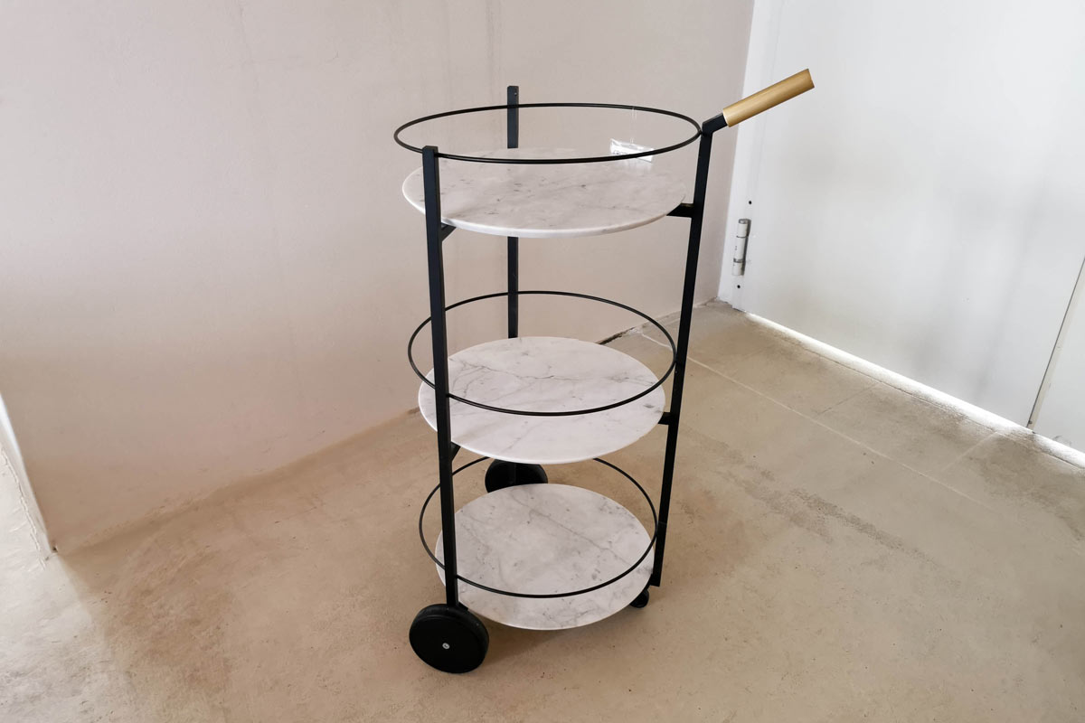 Servierwagen Tumbler von Baxter f&uuml;r 1.890 &euro;