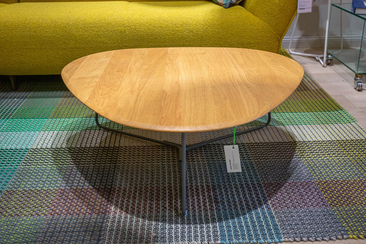 Couchtisch Tripod von Pode